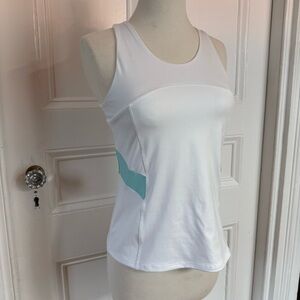 NWT K-Swiss Women's Colorblock SPF 50+ White Angel Tank Top Built in Bra Small